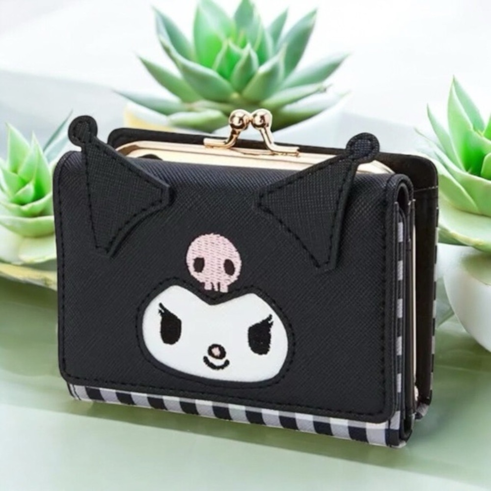 Kawaii Black Kuromi Wallet with Gold Kiss lock Compartment 🆕
